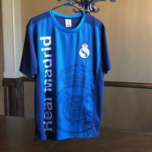 Real Madrid dryfit shirt Adult Small